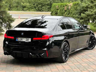 BMW 5 Series foto 6