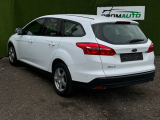 Ford Focus foto 6