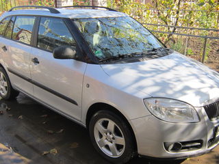 Skoda Fabia foto 1