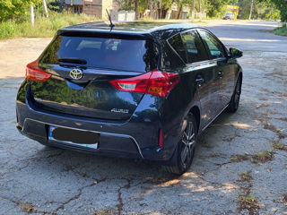 Toyota Auris foto 6