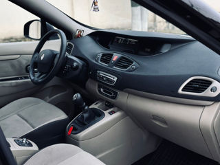 Renault Scenic foto 8