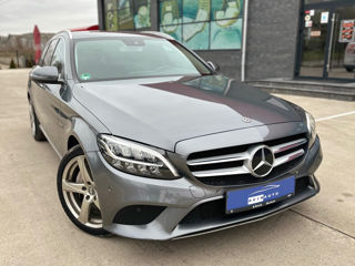 Mercedes C-Class foto 3