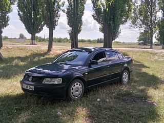 Volkswagen Passat foto 1