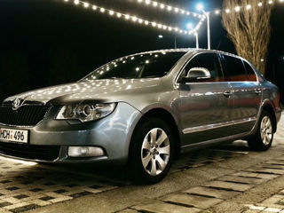 Skoda Superb foto 2