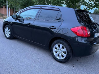 Toyota Auris foto 8