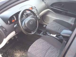 Kia Ceed 2008 Piese foto 6