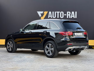 Mercedes GLC foto 7