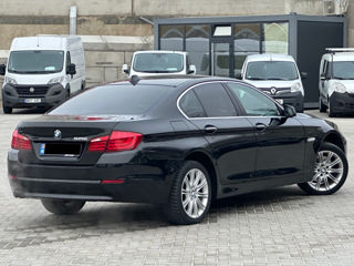 BMW 5 Series foto 4