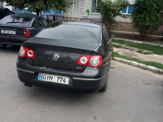 Volkswagen Passat foto 2