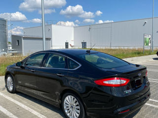 Ford Fusion foto 4