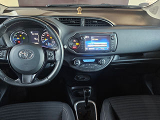 Toyota Yaris foto 8