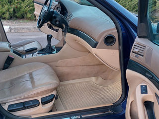 BMW 5 Series фото 4