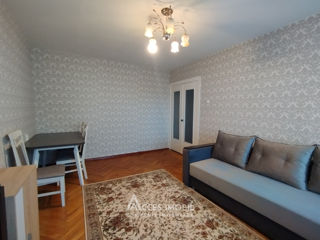 Apartament cu 2 camere, 50 m², Botanica, Chișinău foto 2