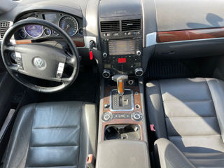 Volkswagen Touareg foto 7