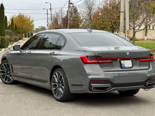 BMW 7 Series foto 4