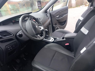 Renault Scenic foto 8