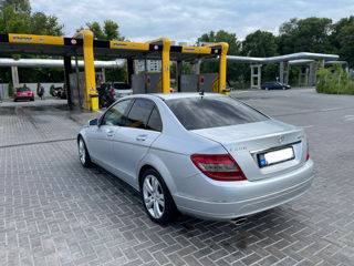 Mercedes C-Class foto 5