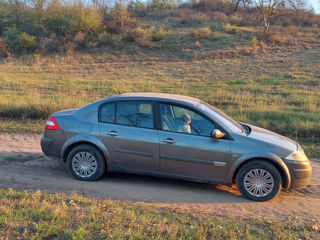 Renault Megane foto 4