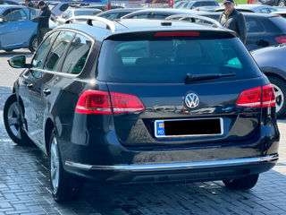 Volkswagen Passat foto 3