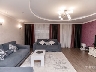 Apartament cu 3 camere, 134 m², Centru, Chișinău