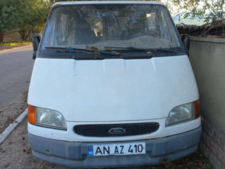 Ford foto 3