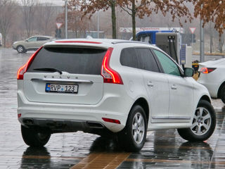 Volvo XC60 foto 3