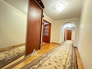 Apartament cu 3 camere, 96 m², Buiucani, Chișinău foto 15