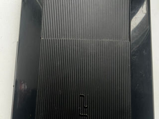 PlayStation 3 super slim foto 2