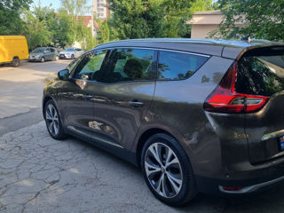 Renault Grand Scenic foto 1