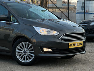 Ford Grand C-MAX foto 2