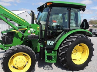 Vand tractor John Deere 5055E