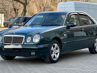 Mercedes E-Class