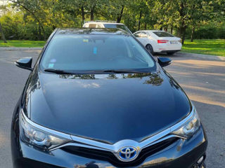 Toyota Auris foto 1