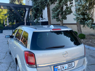 Opel Astra foto 3