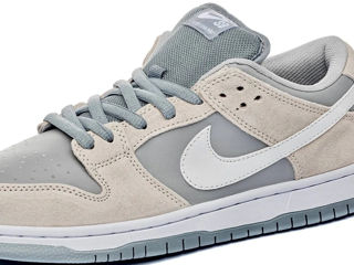 Nike SB Dunk Suede Grey/White Unisex foto 2