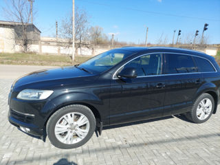 Audi Q7 foto 3