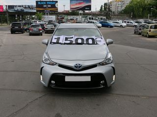 Toyota Prius + foto 1