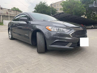 Ford Fusion foto 4