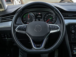 Volkswagen Passat foto 10