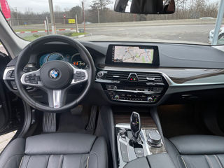 BMW 5 Series foto 7