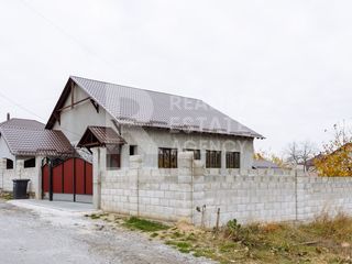 Vindem casă, 2 nivele, raionul Ialoveni, satul Suruceni foto 16
