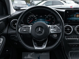 Mercedes GLC foto 11