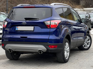 Ford Kuga foto 3