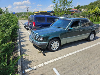 Mercedes Series (W124) foto 4