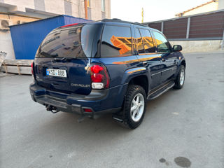 Chevrolet Trailblaizer foto 3