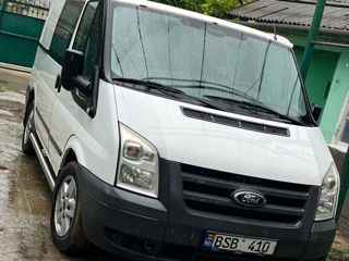 Ford Trasit foto 2