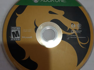 Vind disc  Mortal Kombat 11original stare idiala/ merge la  Xbox one /Xbox one S/ Xbox one X/