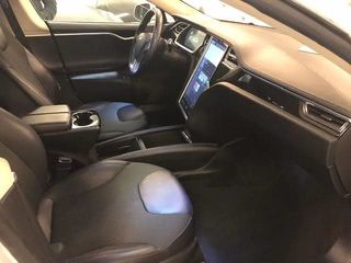 Tesla Model S foto 6