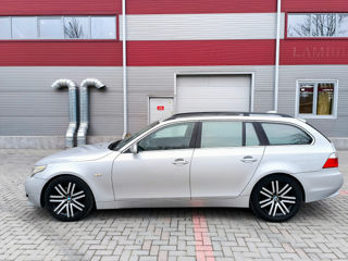 BMW 5 Series foto 10