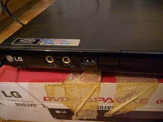 DVD-плеер с караоке LG dks 9000   воспроизведение с USB-накопителей поддержка MPEG4, DivX караоке мн foto 7
